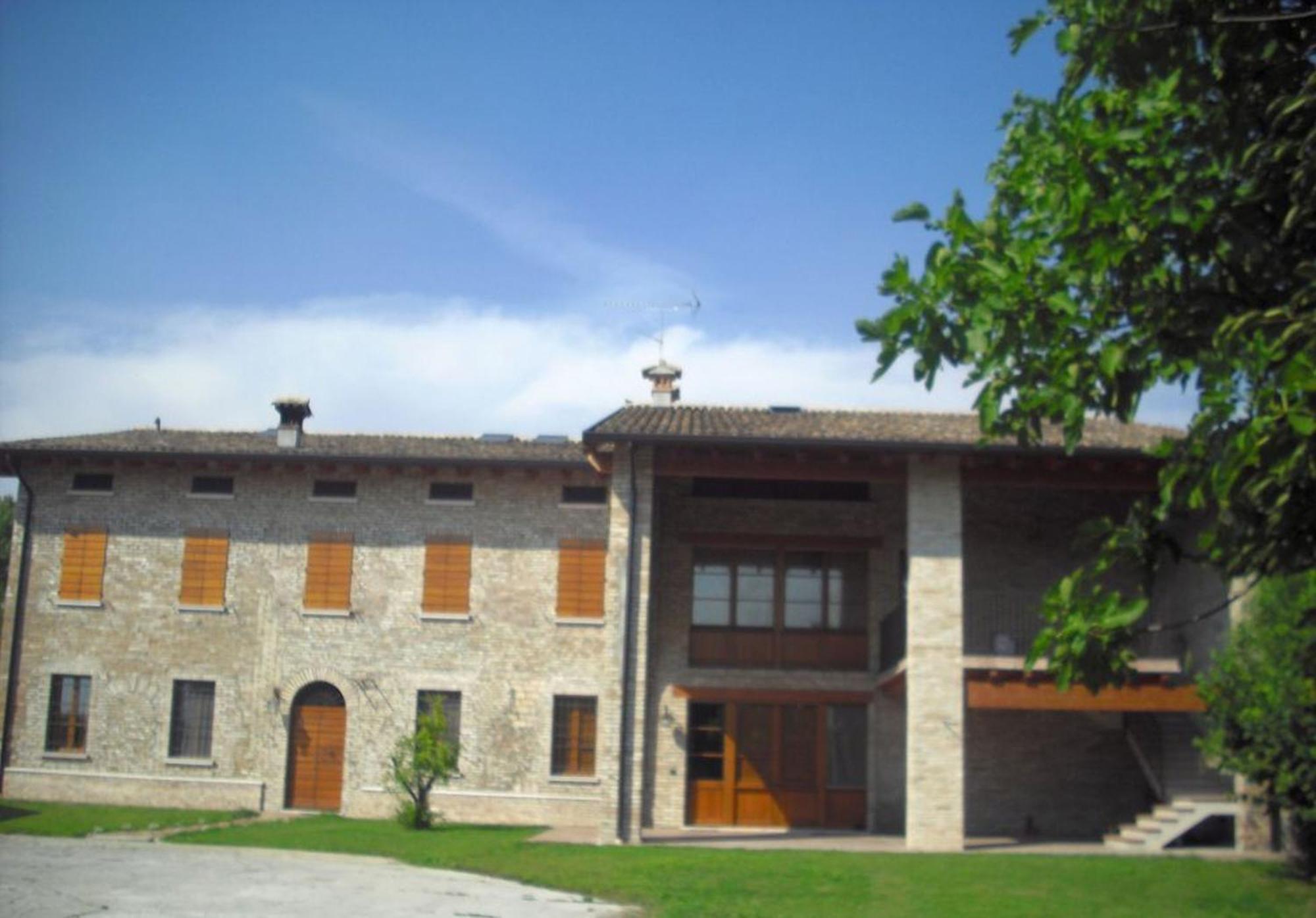 La Garzaga Turismo Rurale Ceresara ภายนอก รูปภาพ