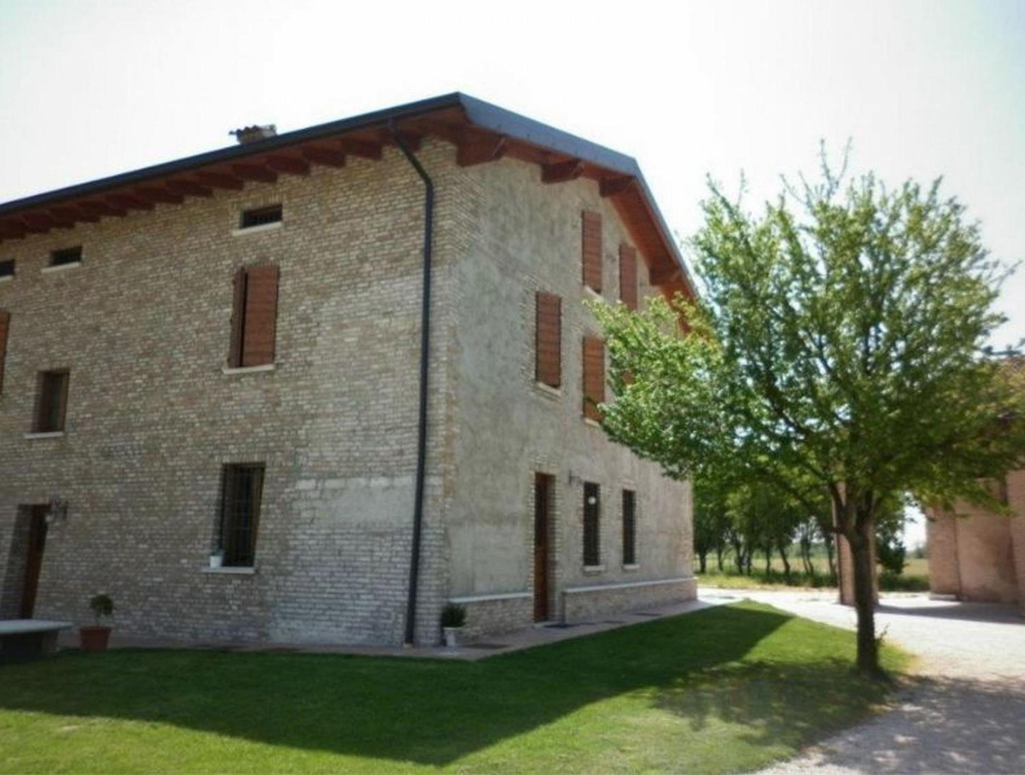 La Garzaga Turismo Rurale Ceresara ภายนอก รูปภาพ