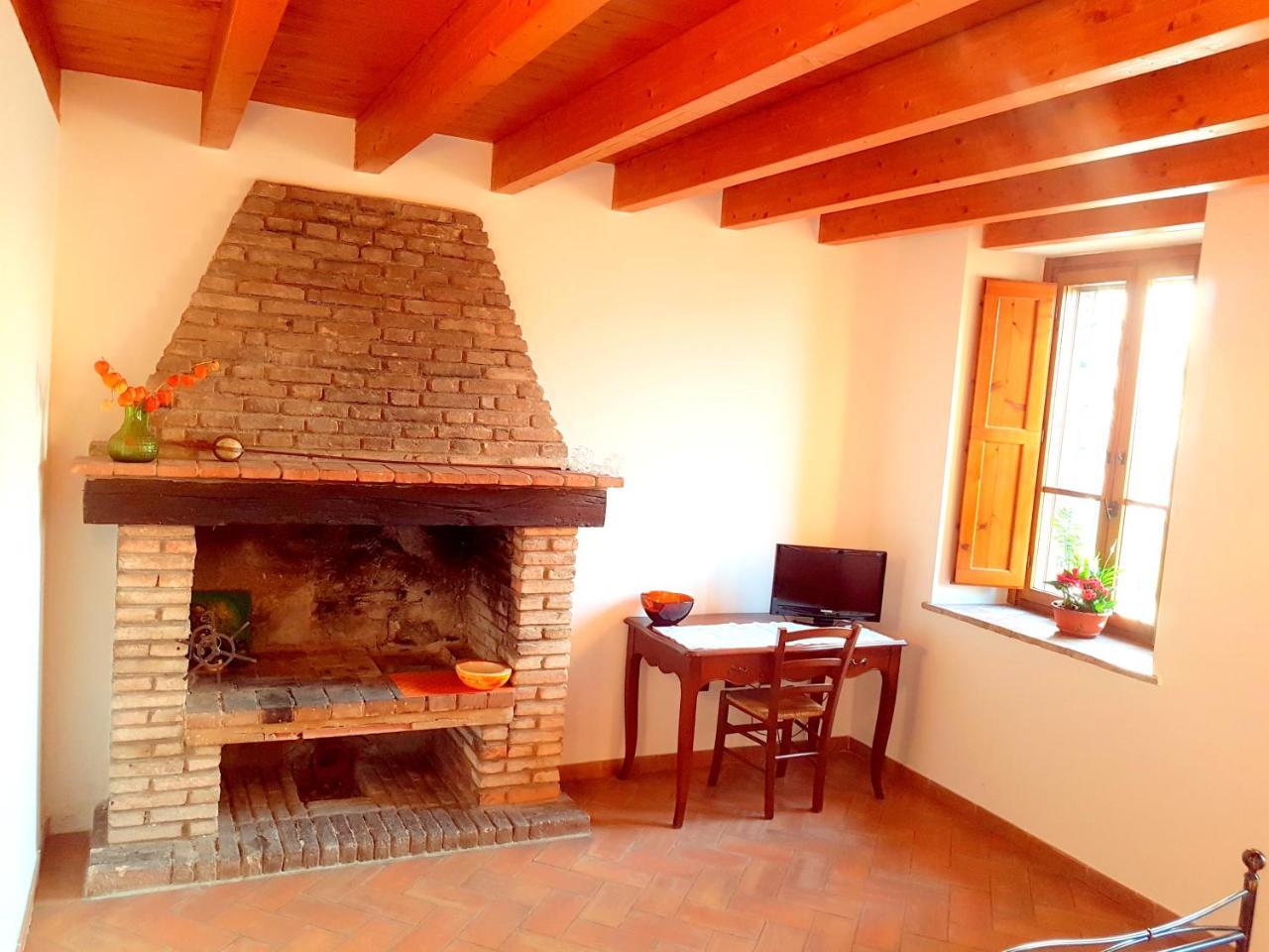 La Garzaga Turismo Rurale Ceresara ภายนอก รูปภาพ